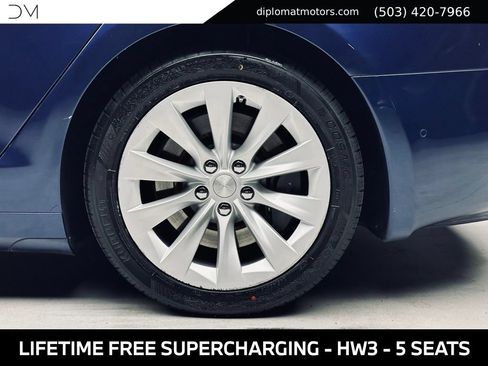 Used 2016 Tesla Model S 60D AWD/4WD image 39