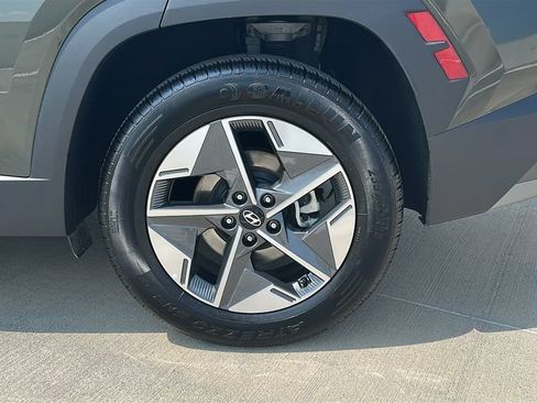 Used 2025 Hyundai Tucson SEL AWD/4WD image 17