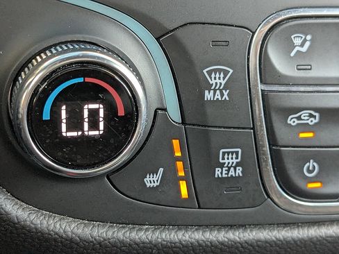 Used 2024 Chevrolet Equinox RS FWD image 65