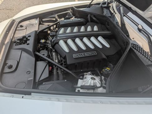Used 2018 Rolls-Royce Dawn RWD image 60