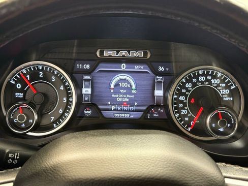 Used 2019 RAM 1500 Big Horn image 32