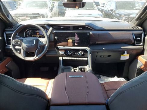 New 2026 GMC Sierra 3500 Denali Ultimate AWD/4WD image 13