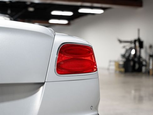 Used 2017 Bentley Continental GT image 17