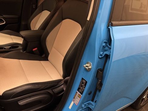 Certified 2023 Kia Soul GT-Line image 11