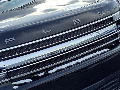 Used 2017 Ford Flex SEL w/ Equipment Group 202A image 34