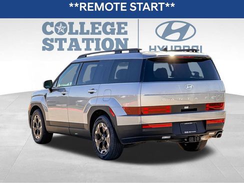 Used 2025 Hyundai Santa Fe SEL image 8