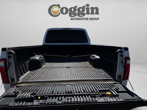 Used 2016 Ford F250 Lariat w/ FX4 Off-Road Package image 13