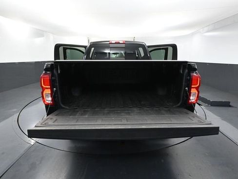 Used 2016 Chevrolet Silverado 1500 LTZ Z71 w/ LTZ Plus Package AWD/4WD image 37