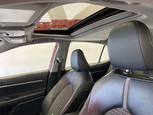 Used 2023 Toyota Camry SE w/ Convenience Package image 14