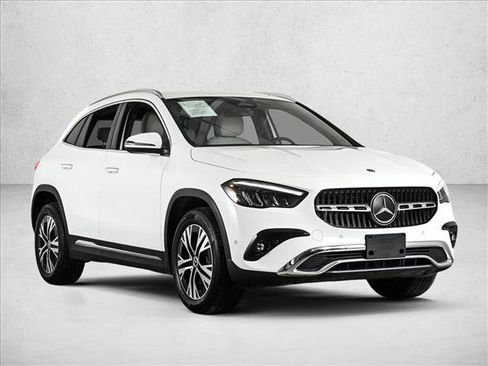 Certified 2025 Mercedes-Benz GLA 250 4MATIC image 3