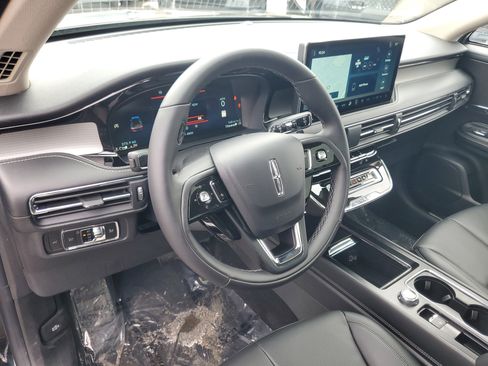 New 2026 Lincoln Corsair Premiere image 13