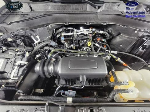 Certified 2023 Ford Explorer XLT w/ Equipment Group 202A AWD/4WD image 37