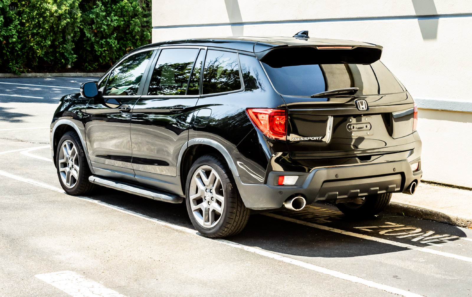 Used 2022 Honda Passport EX-L image 5