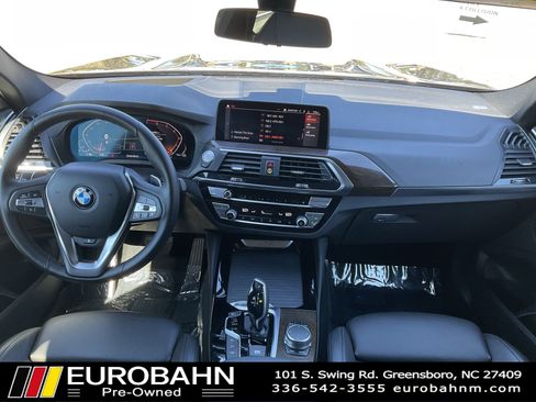 Used 2020 BMW X4 xDrive30i w/ Premium Package image 17