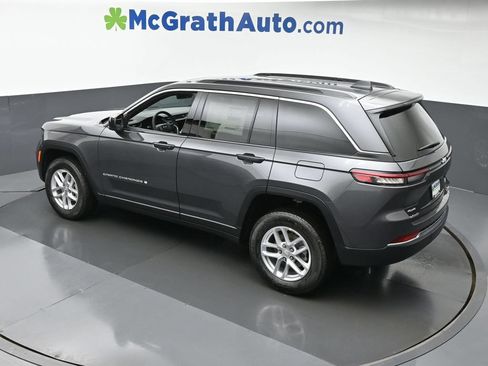 Used 2025 Jeep Grand Cherokee Laredo X w/ Luxury Tech Group I AWD/4WD image 28