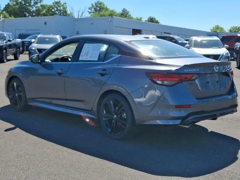 Certified 2023 Nissan Sentra SR w/ Electronics Package FWD image 4