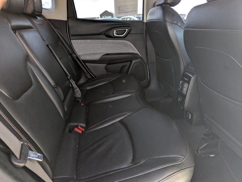Used 2022 Jeep Compass Latitude AWD/4WD image 31