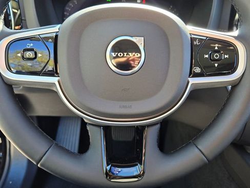 New 2026 Volvo XC60 B5 Ultra w/ Protection Package Premier AWD/4WD image 25