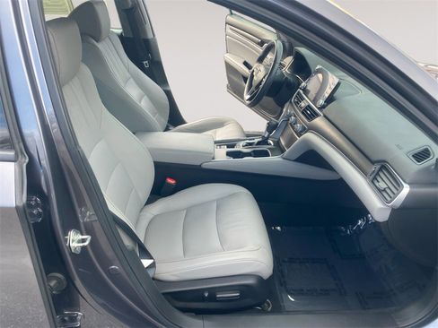 Used 2019 Honda Accord EX-L image 15