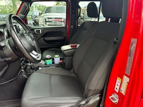 Used 2020 Jeep Gladiator Sport w/ Quick Order Package 24S AWD/4WD image 12
