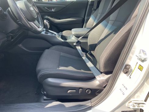 Used 2021 Subaru Outback Premium image 18