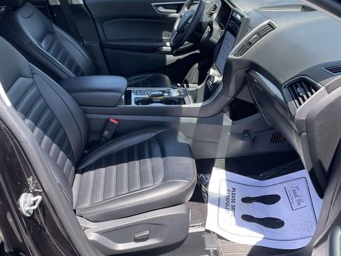 Certified 2024 Ford Edge SEL w/ Convenience Package AWD/4WD image 12