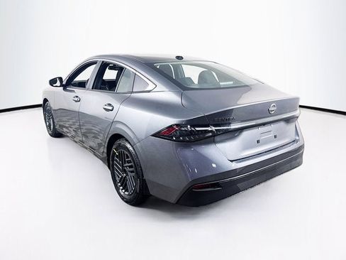 New 2026 Nissan Sentra SV image 7