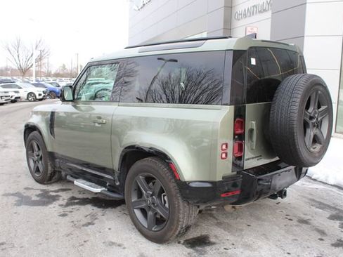 Used 2023 Land Rover Defender 90 X-Dynamic SE image 11