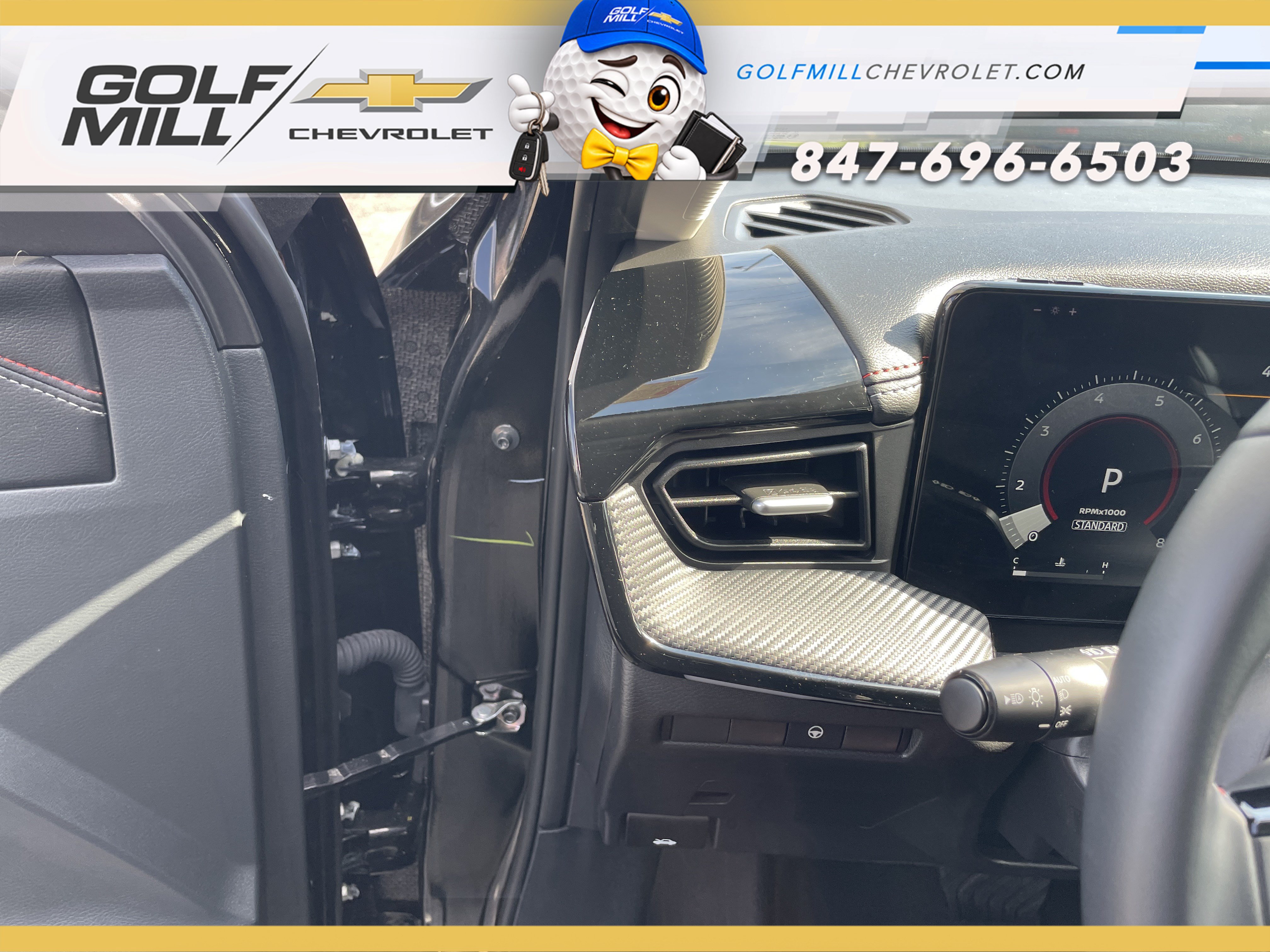 Used 2025 Nissan Kicks SR AWD/4WD image 16