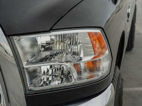 Used 2017 RAM 2500 Big Horn image 9