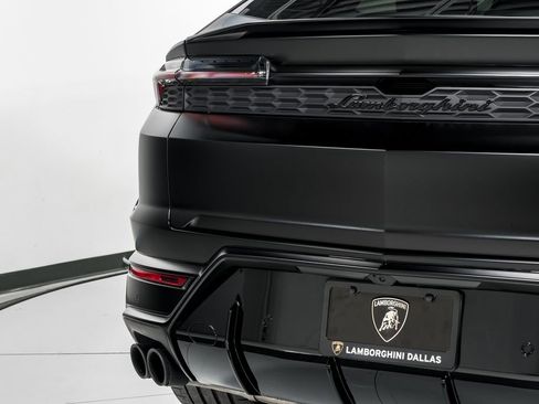 Used 2025 Lamborghini Urus SE image 59