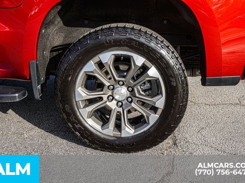 Used 2024 Chevrolet Silverado 1500 High Country w/ Technology Package image 15