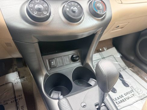 Used 2012 Toyota RAV4 FWD w/ Value Pkg image 36