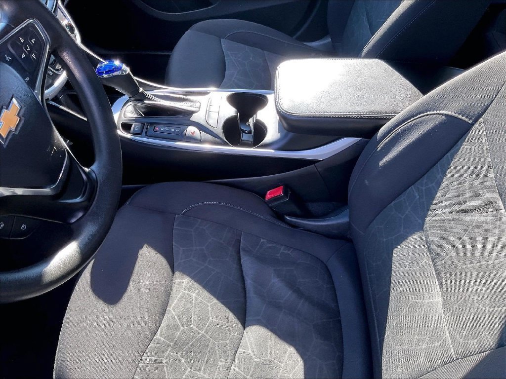 Used 2018 Chevrolet Volt LT FWD image 20