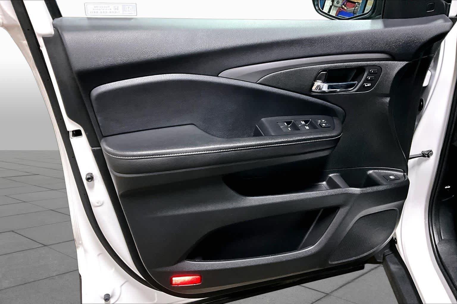 Used 2024 Honda Ridgeline RTL image 21