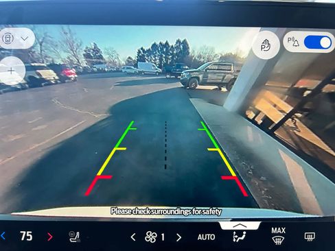 Used 2025 Ford Expedition Active image 9