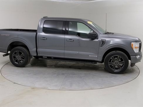 Certified 2022 Ford F150 XLT w/ Equipment Group 301A Mid image 11