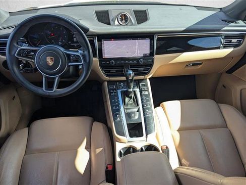 Used 2020 Porsche Macan image 14