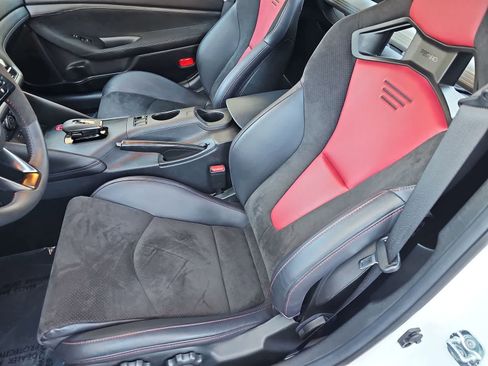 Used 2024 Nissan Z NISMO w/ Floor Mat Package image 15