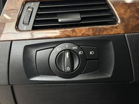 Used 2008 BMW 328xi Coupe image 24