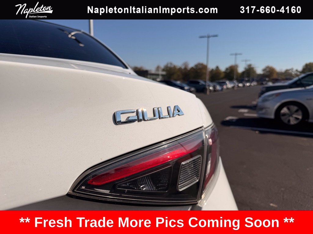 Used 2024 Alfa Romeo Giulia Veloce AWD/4WD image 12