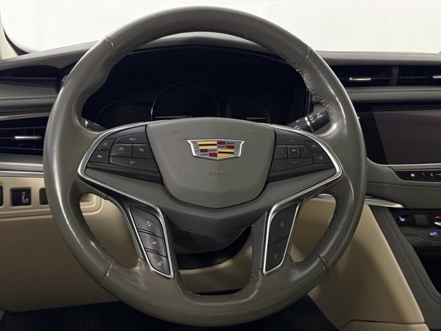 Used 2019 Cadillac XT5 Luxury FWD image 25