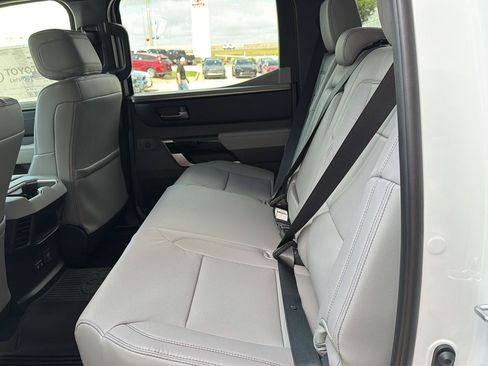 New 2026 Toyota Tundra Limited AWD/4WD image 9