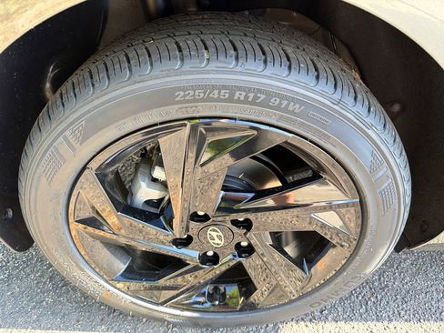 New 2026 Hyundai Elantra SEL Sport FWD image 17
