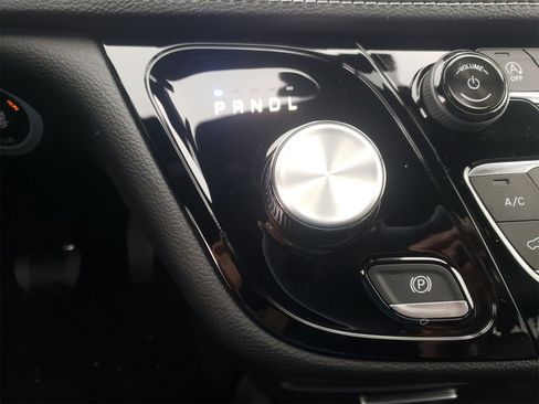 New 2026 Chrysler Pacifica Select image 10