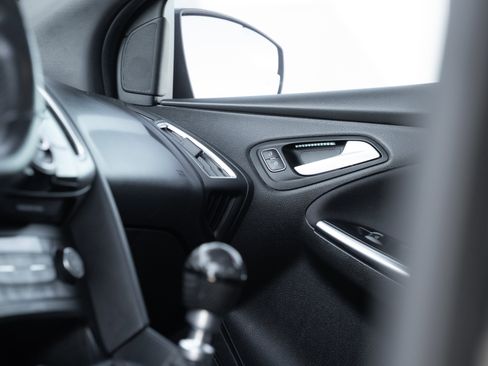 Used 2015 Ford Focus ST w/ Equipment Group 402A image 15