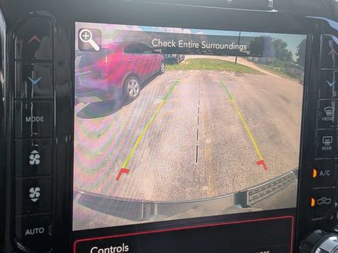 Used 2019 RAM 1500 Laramie AWD/4WD image 23