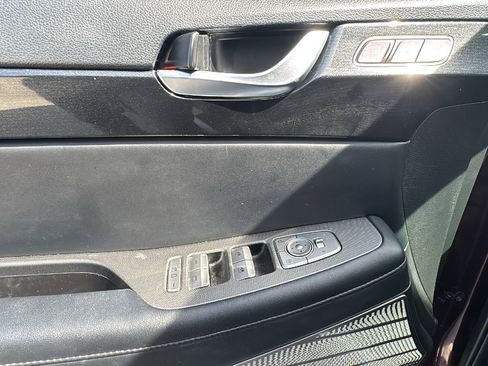 Used 2021 Hyundai Palisade Limited image 13