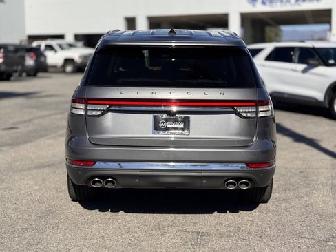 Used 2023 Lincoln Aviator Reserve w/ Equipment Group 201A image 11