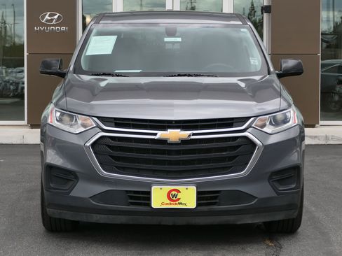 Used 2021 Chevrolet Traverse LS FWD image 8